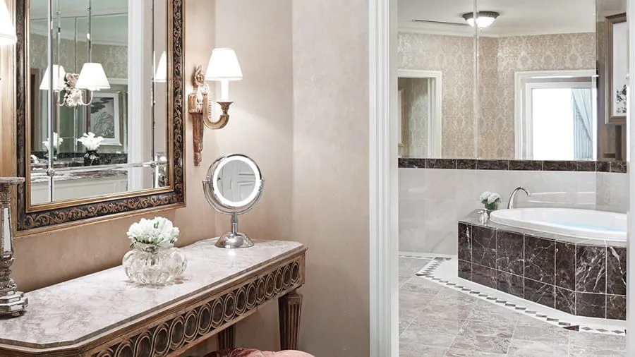 Venetian Penthouse Suite Luxurious Marble Bathrooms