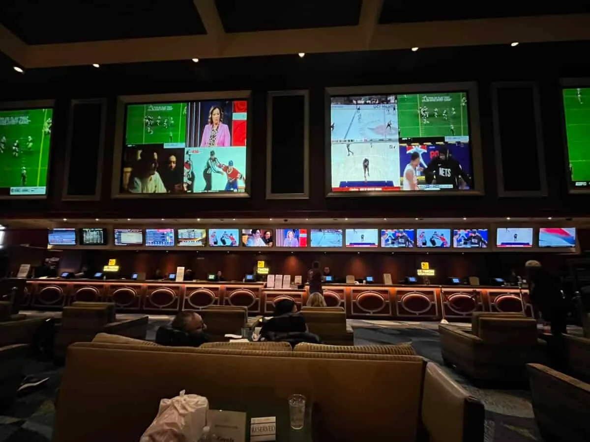 Bellagio Sportsbook Betting, Hours, & Location