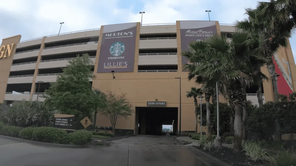 Golden Nugget Parking