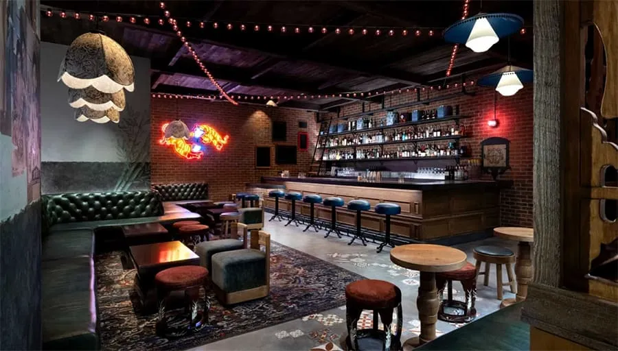 Here Kitty Kitty Vice Den
