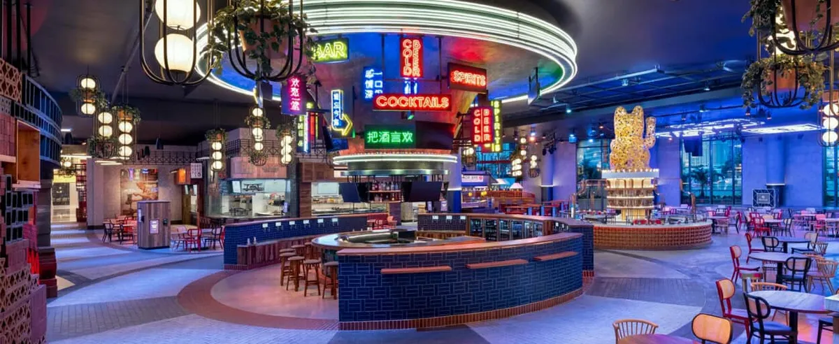 Resorts World Restaurants & Famous Foods Street Market