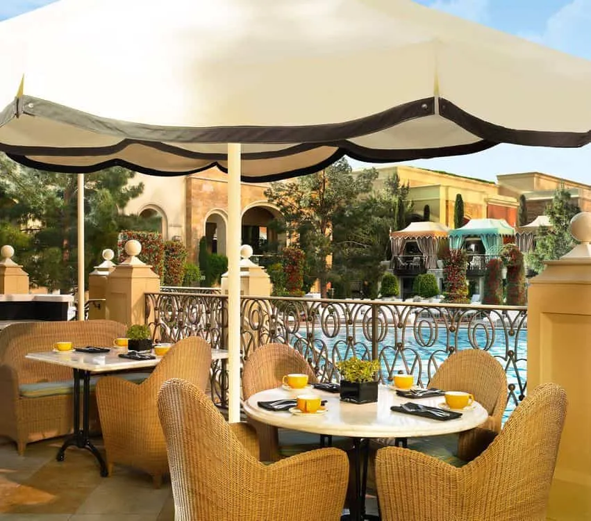 Terrace Pointe Café