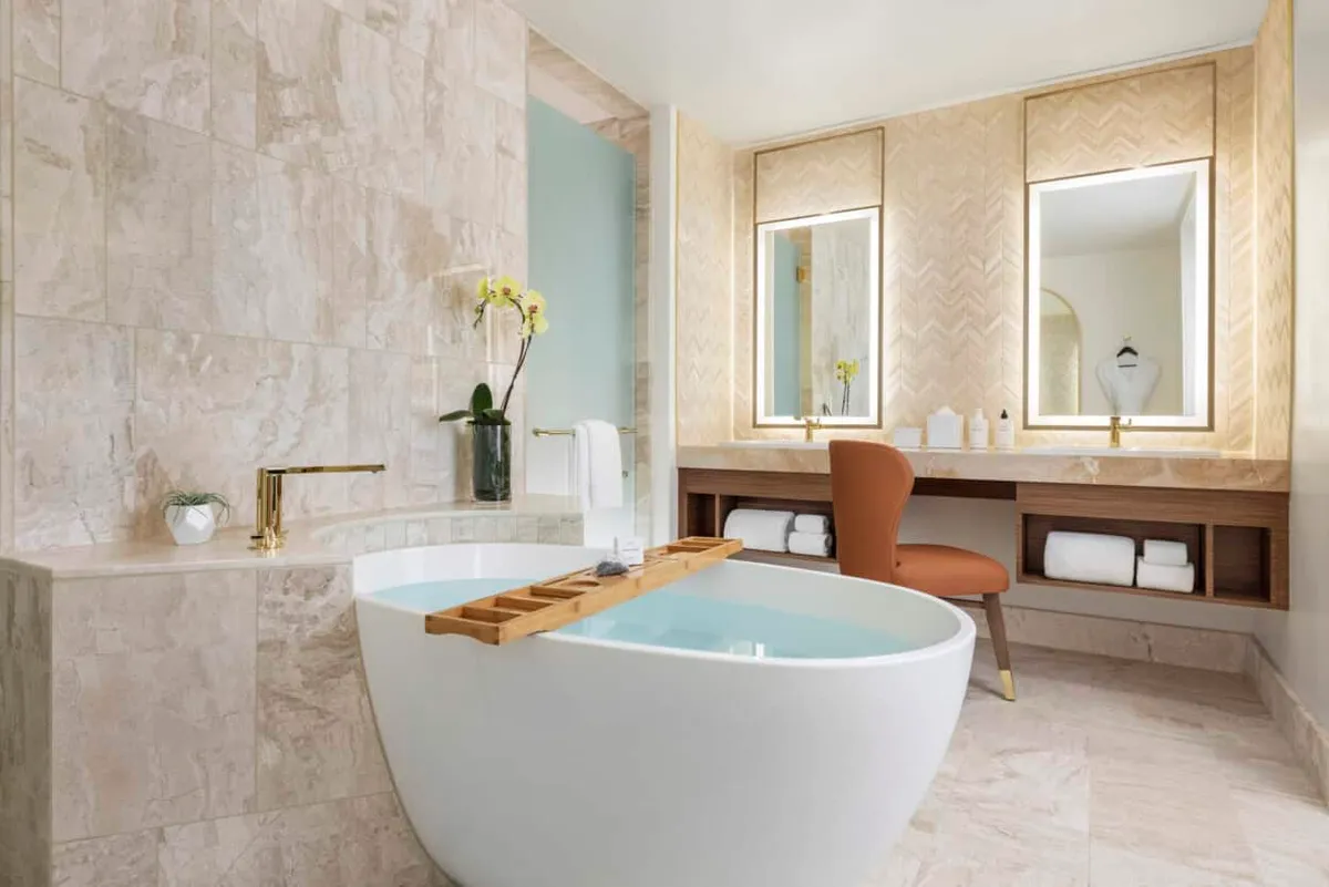 City View Deluxe Room Bathroom at Las Vegas Hilton at Resorts World