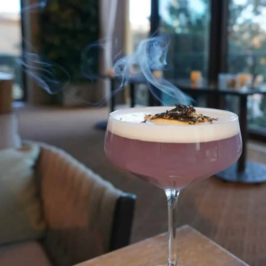 martini at La Cave