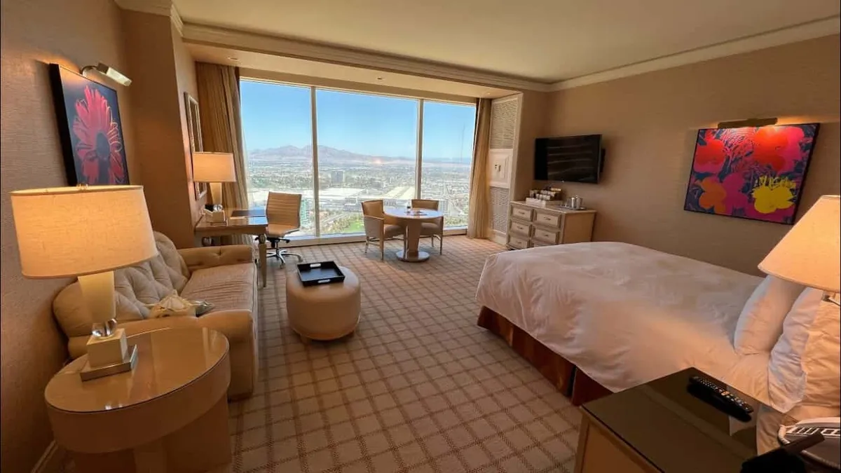 Wynn Panoramic View King