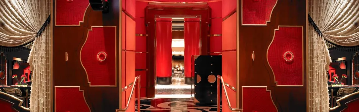 Red8 Vegas Entrance