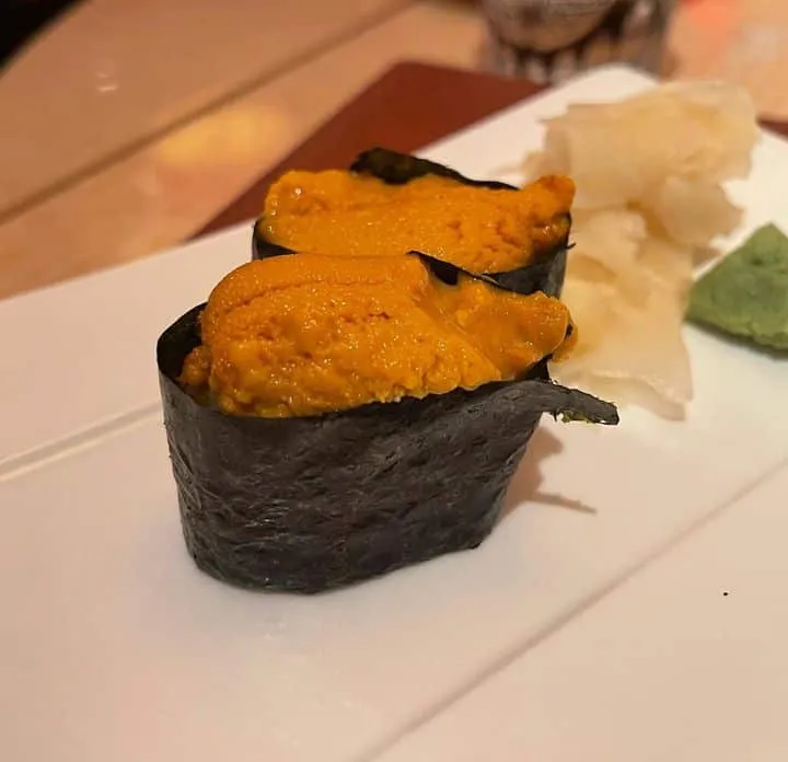 Uni sushi