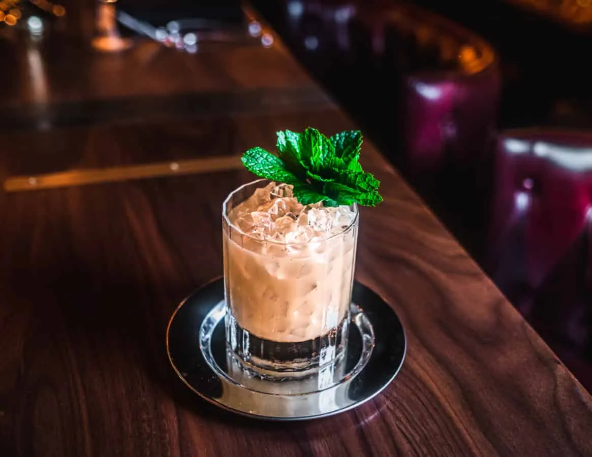 Barry’s Downtown Cocktails