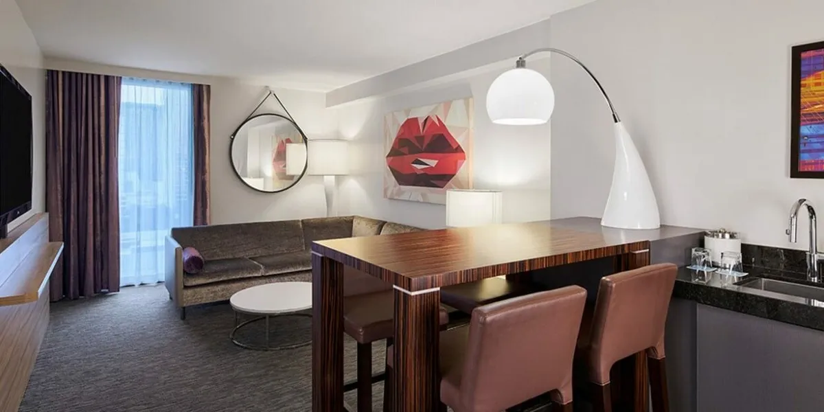 Deluxe Queen Suite Living Room