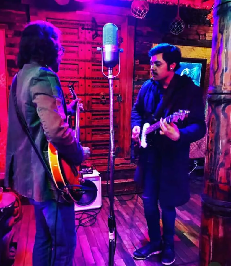 Live Entertainment at Tiki di Amore