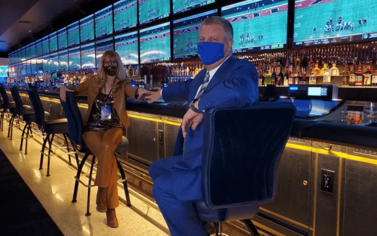 Mega Bar