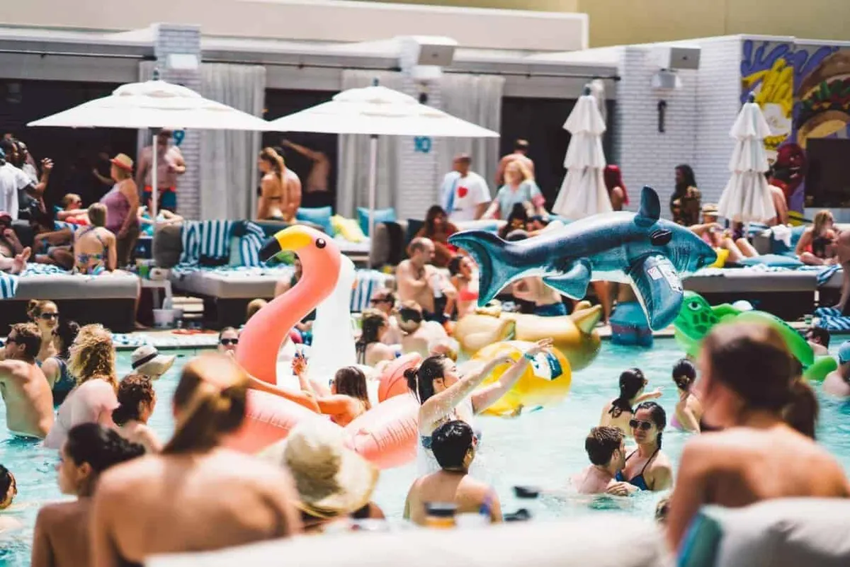 Nightlife & Events at the Linq Pool