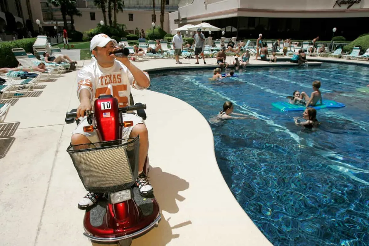 Red One Scooter Rental Services