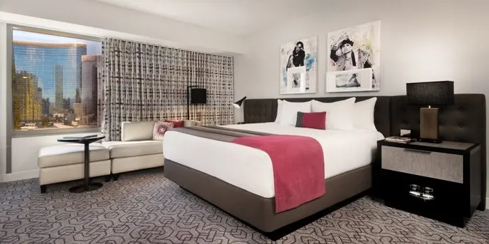 Ultra Boulevard Suite Bedroom