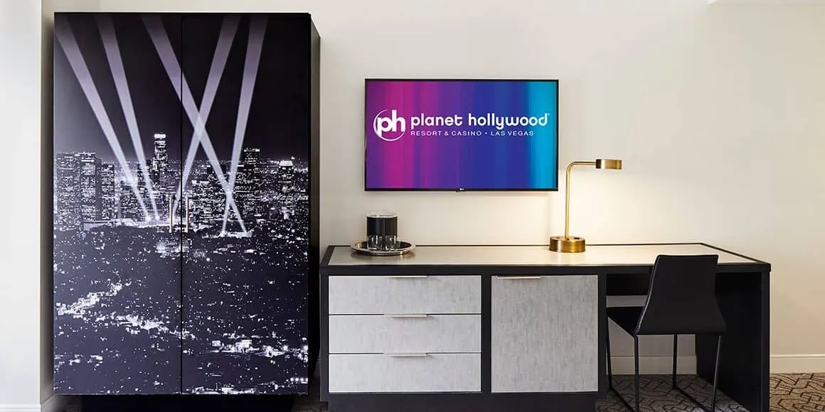 Ultra Hip Room Amenities
