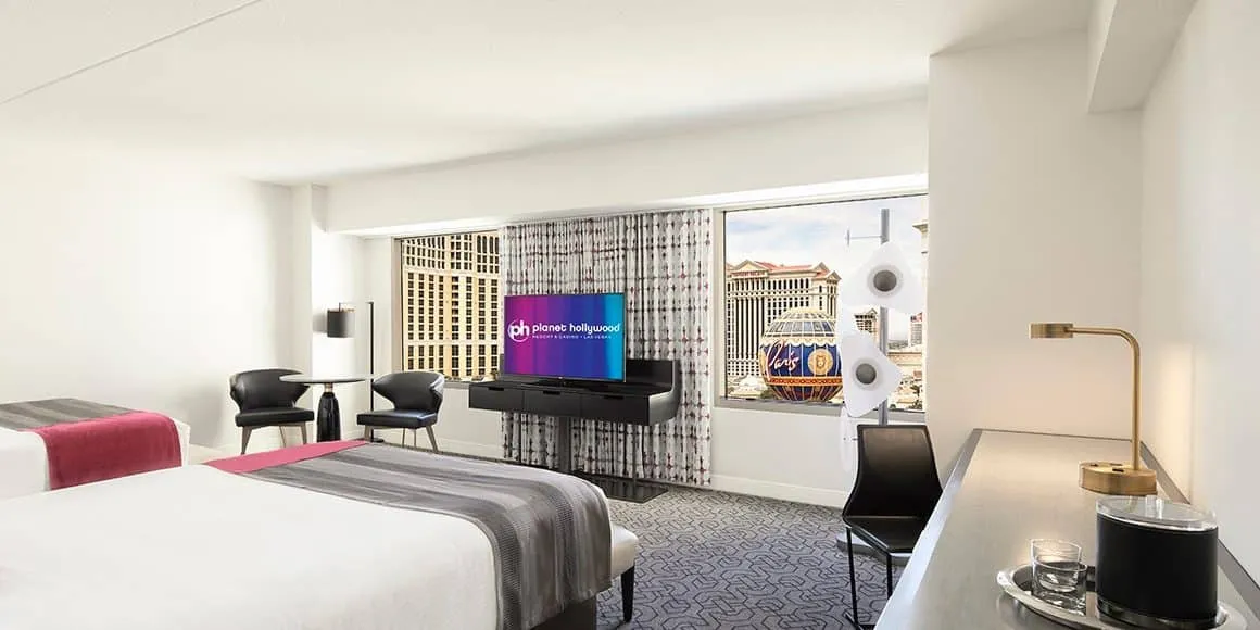 Ultra Resort queen Bedroom