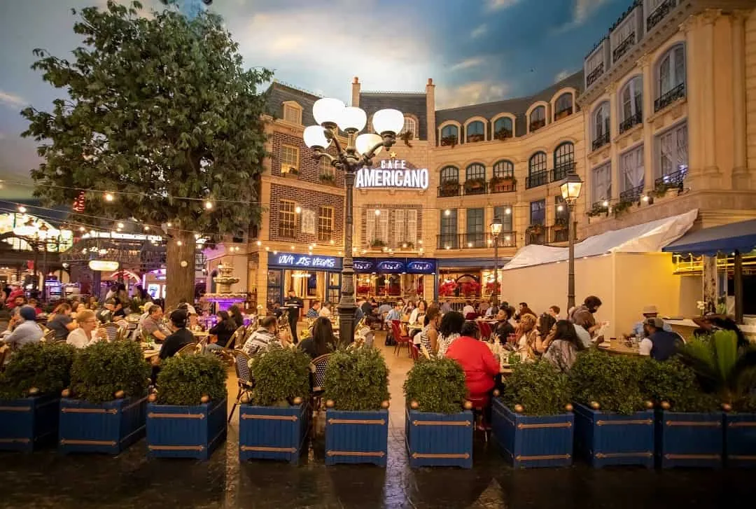 Cafe Americano at Caesars Palace