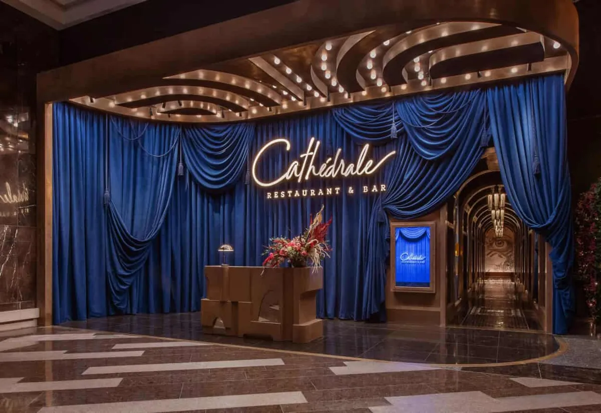 Cathedrale Opens in Aria with a Big Celebrity Turnout