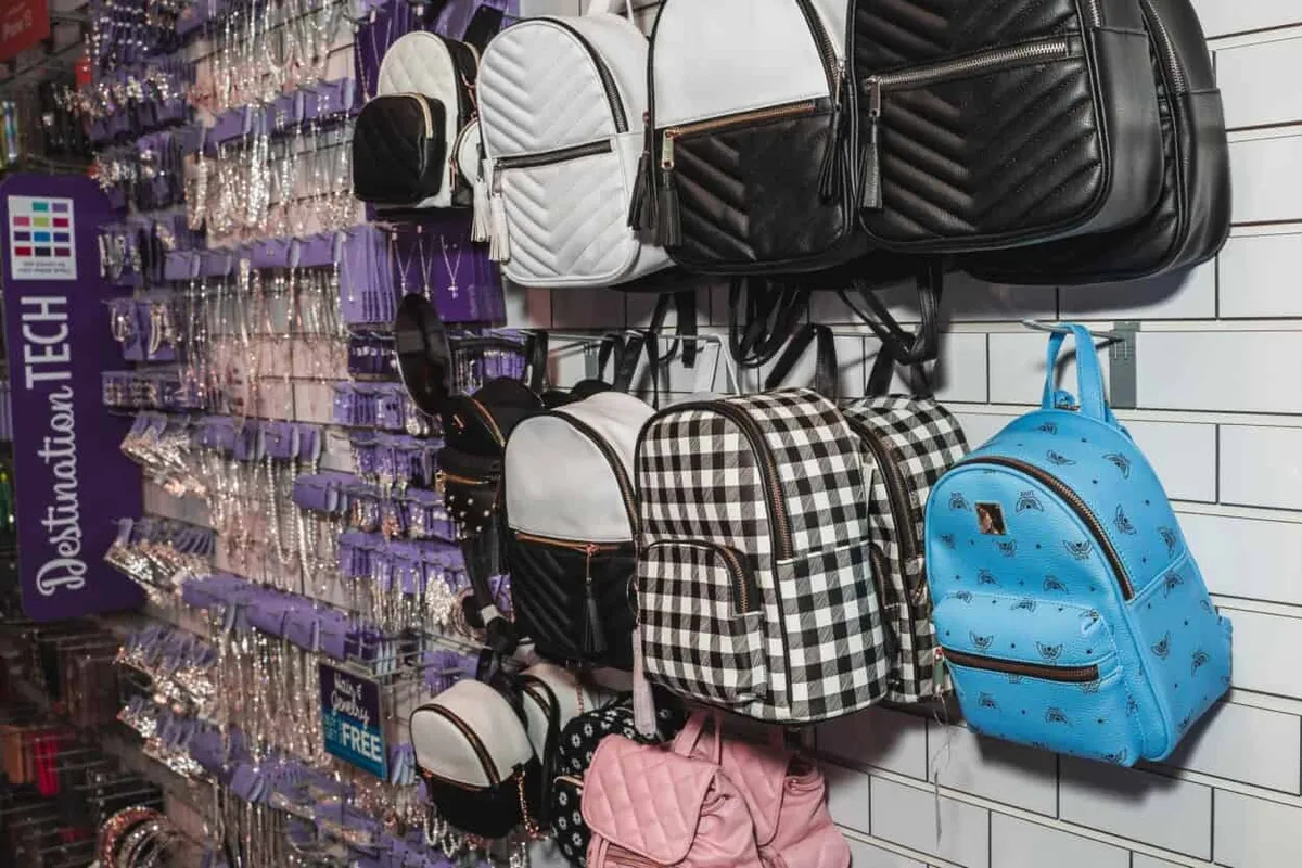 Claires Store