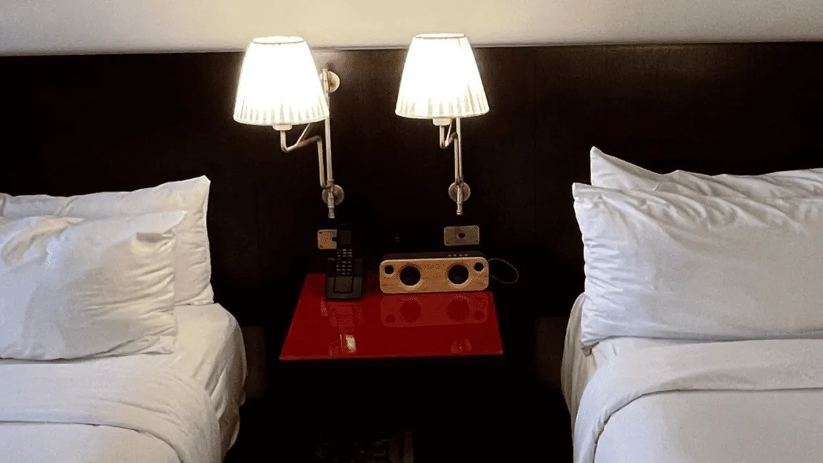 Nightingale Suite Speaker