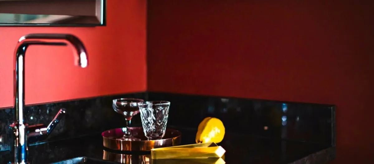 Nightingale Suite Wet Bar