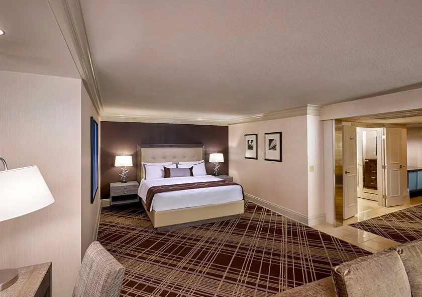 Executive Suite Bedroom