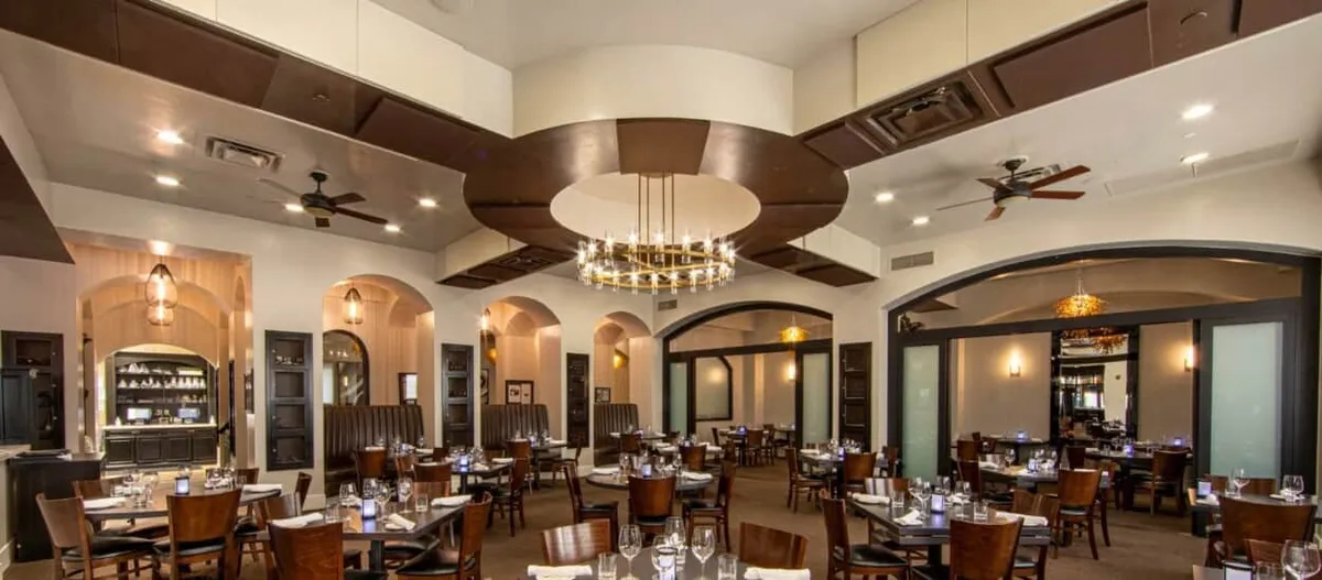 Ferraro’s Italian Restaurant Dining Area