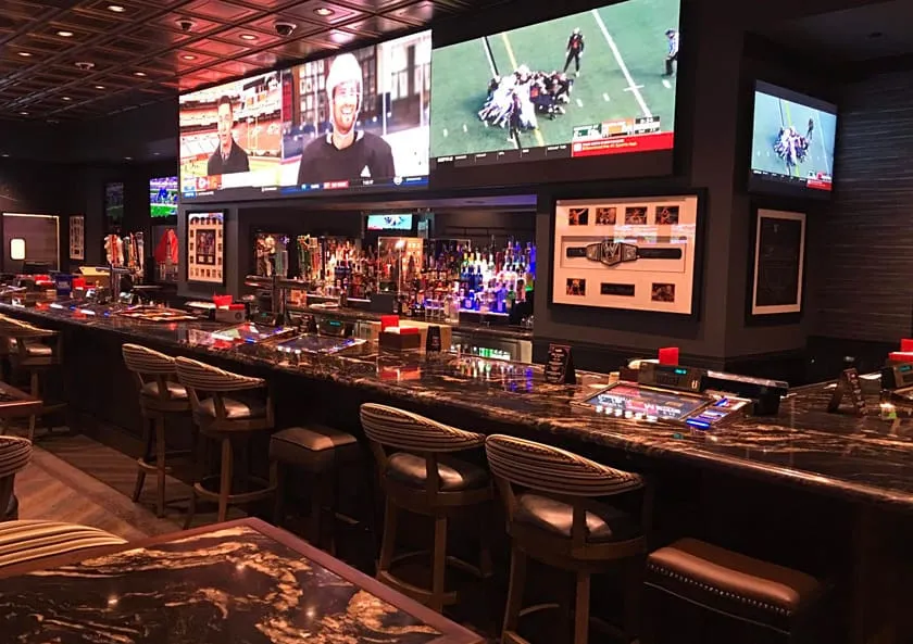 Golden Circle Sportsbook & Bar