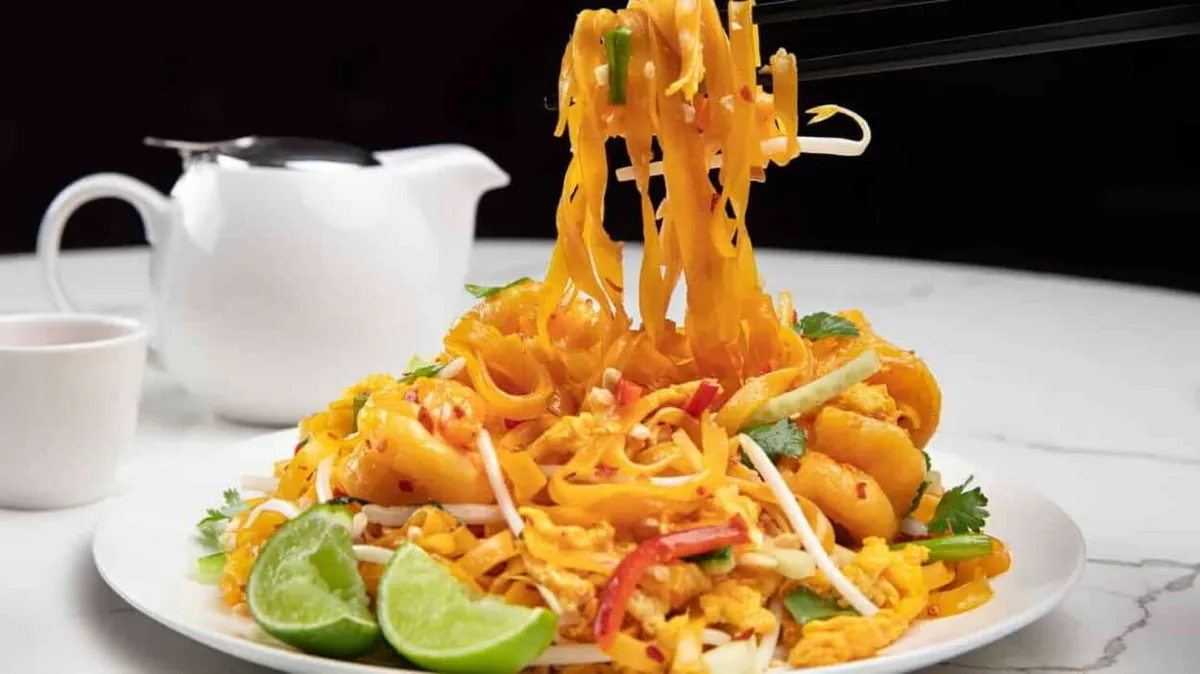 Grand Wok Noodle Bar Pad Thai