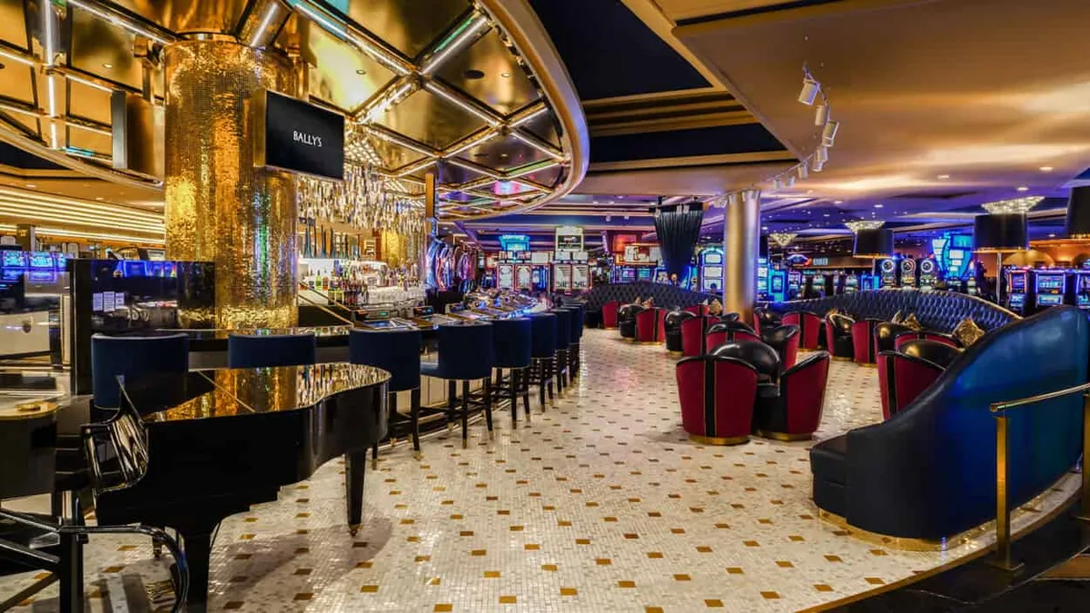 Lobby Bar