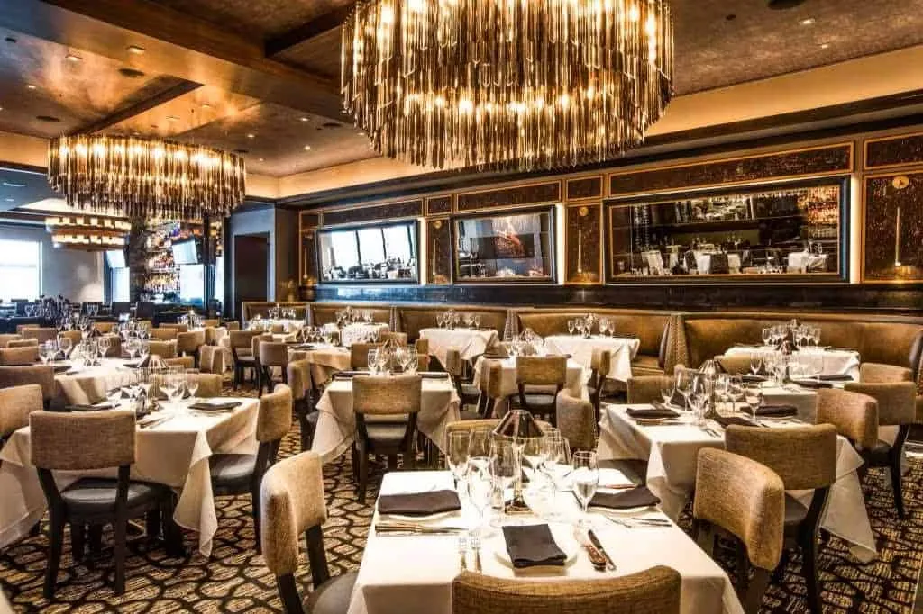 Mastro’s Ocean Club Dining Area