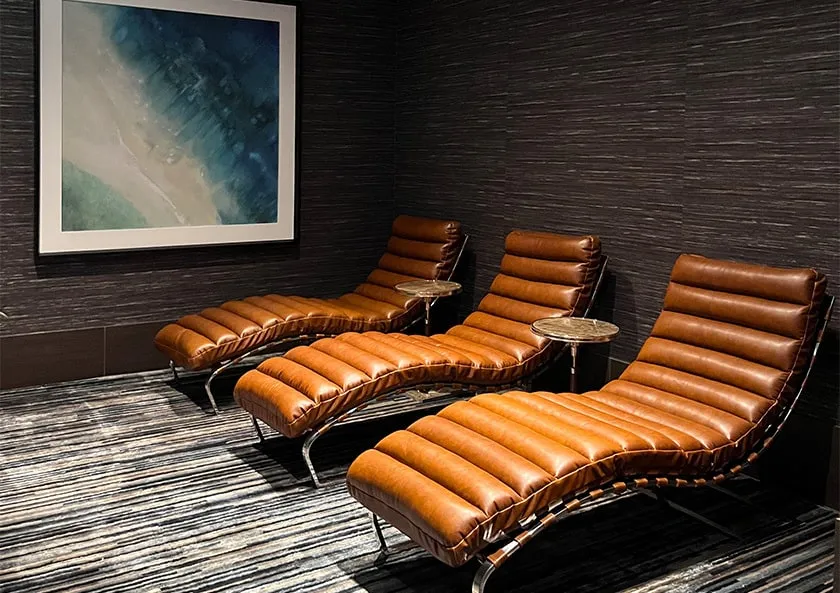 O spa mens lounge chairs
