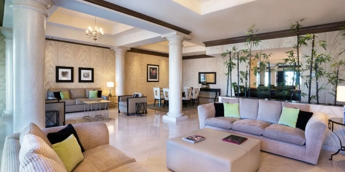 Penthouse Suite
