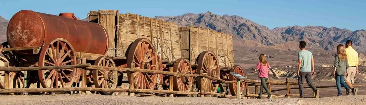 Pink Adventure Tours to Death Valley
