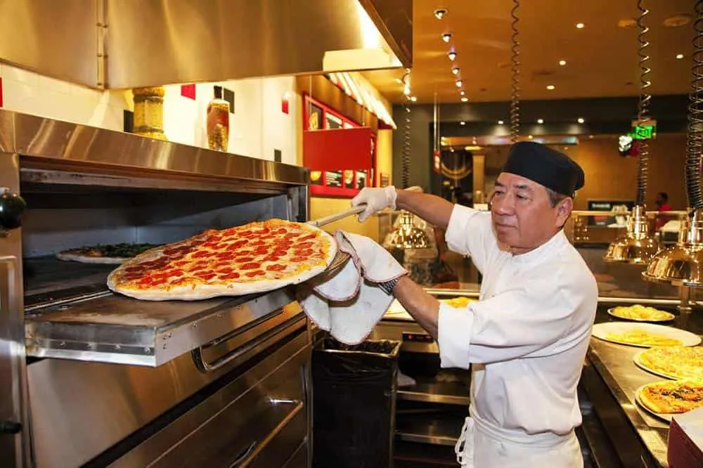 Pizzeria Francesco’s Hot Pizza