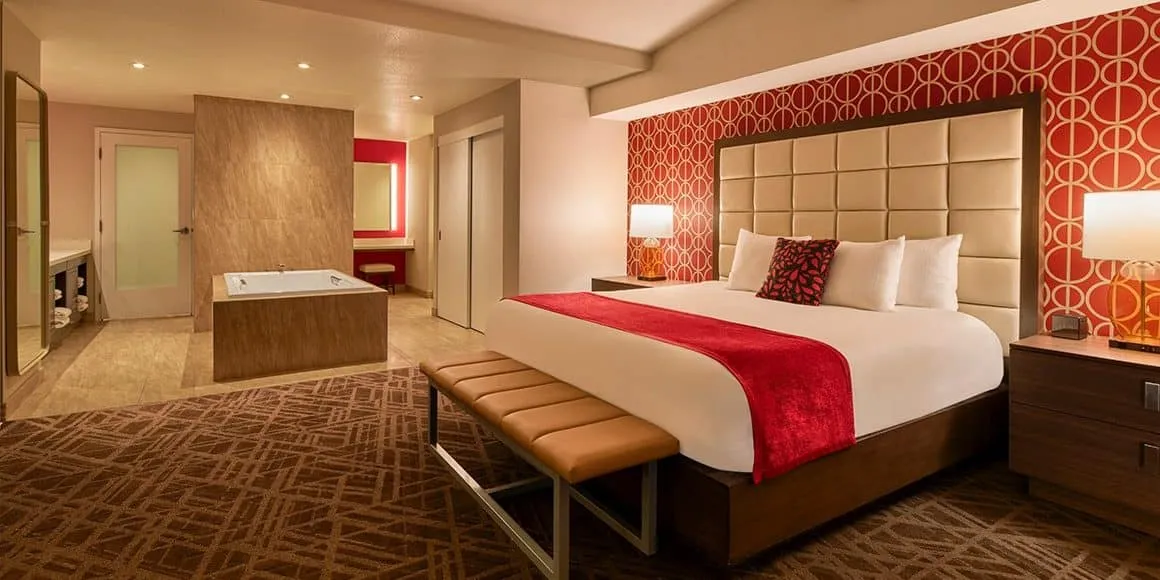 Resort Executive Suite (King) Bedroom
