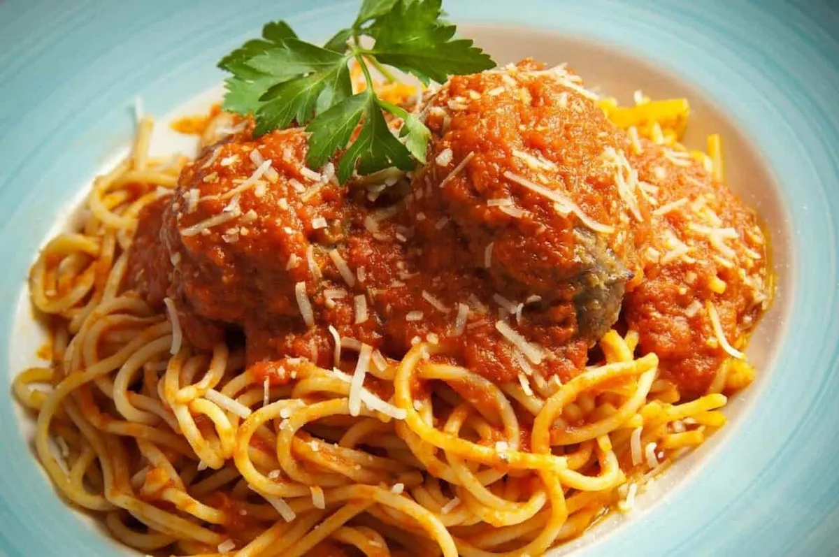 Spaghetti and Meatballs