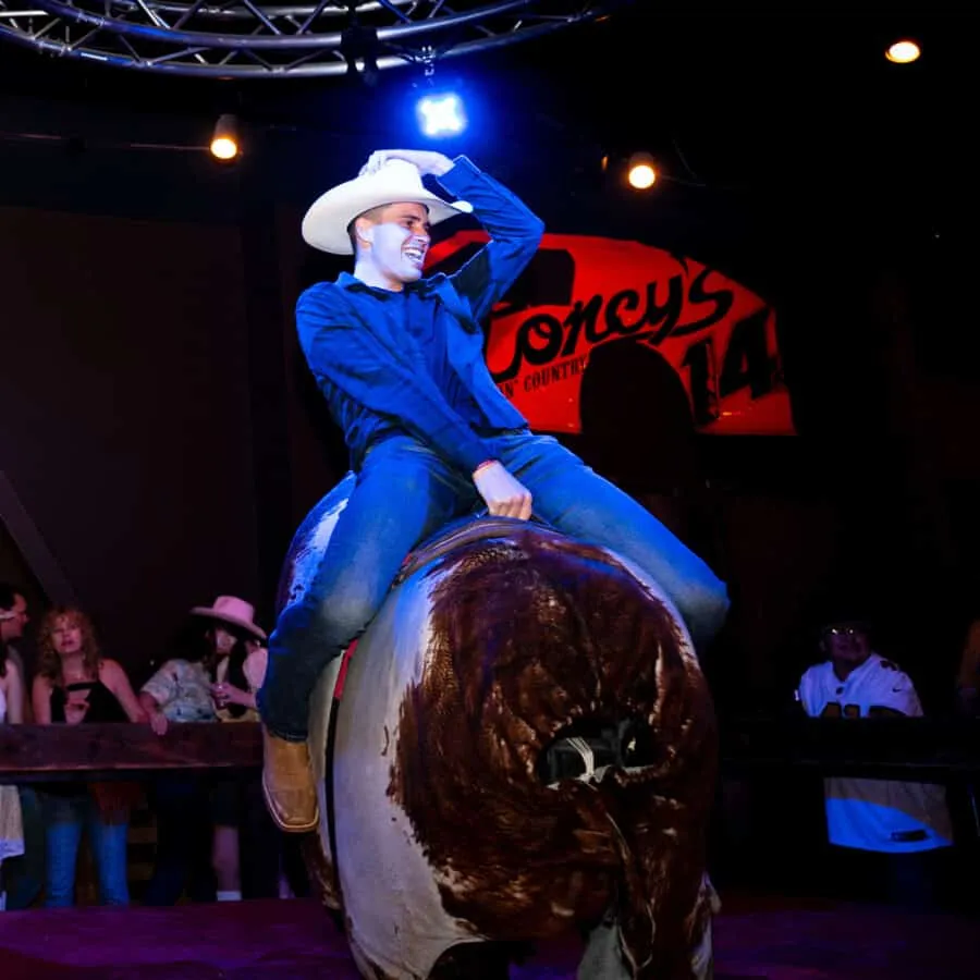 Stoney’s Rockin Country Bull