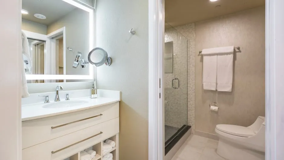 Studio Suite Bathroom
