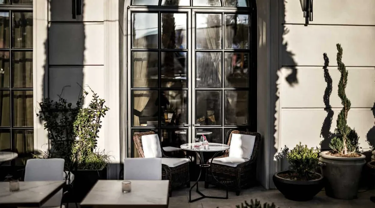 NoMad Bar Terrace Seating