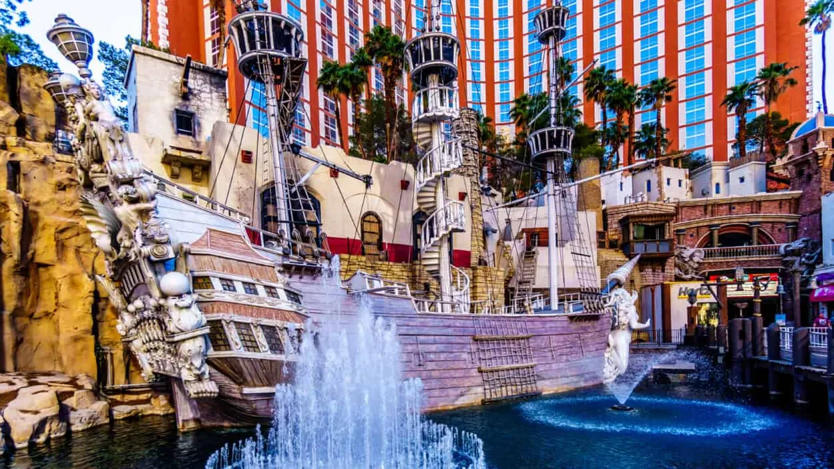 The Pirate Ship and Fountain TI
