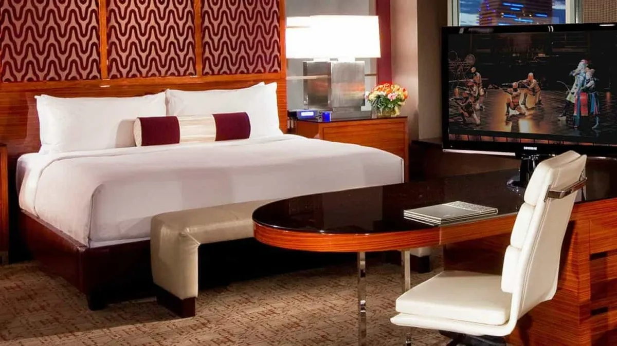 Tower Spa Suite Bedroom