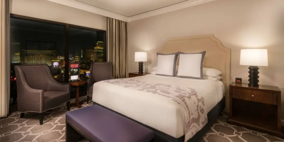 Augustus Executive Suite Bedroom