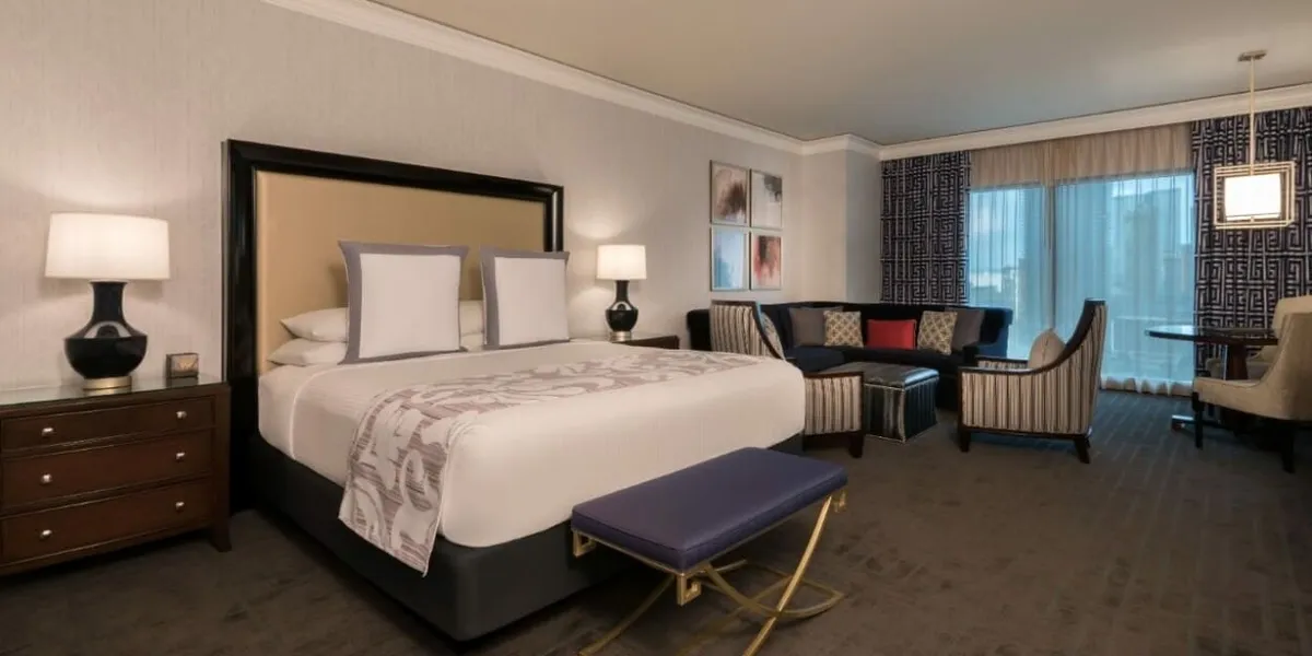 Augustus Premium King Bedroom
