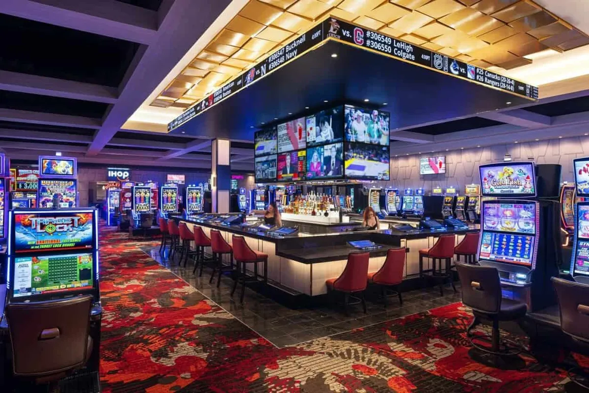 Bar at Wildfire Casino