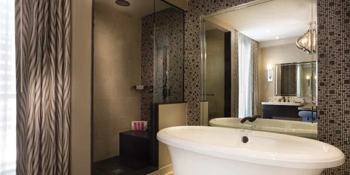 Cromwell Penthouse Bathroom