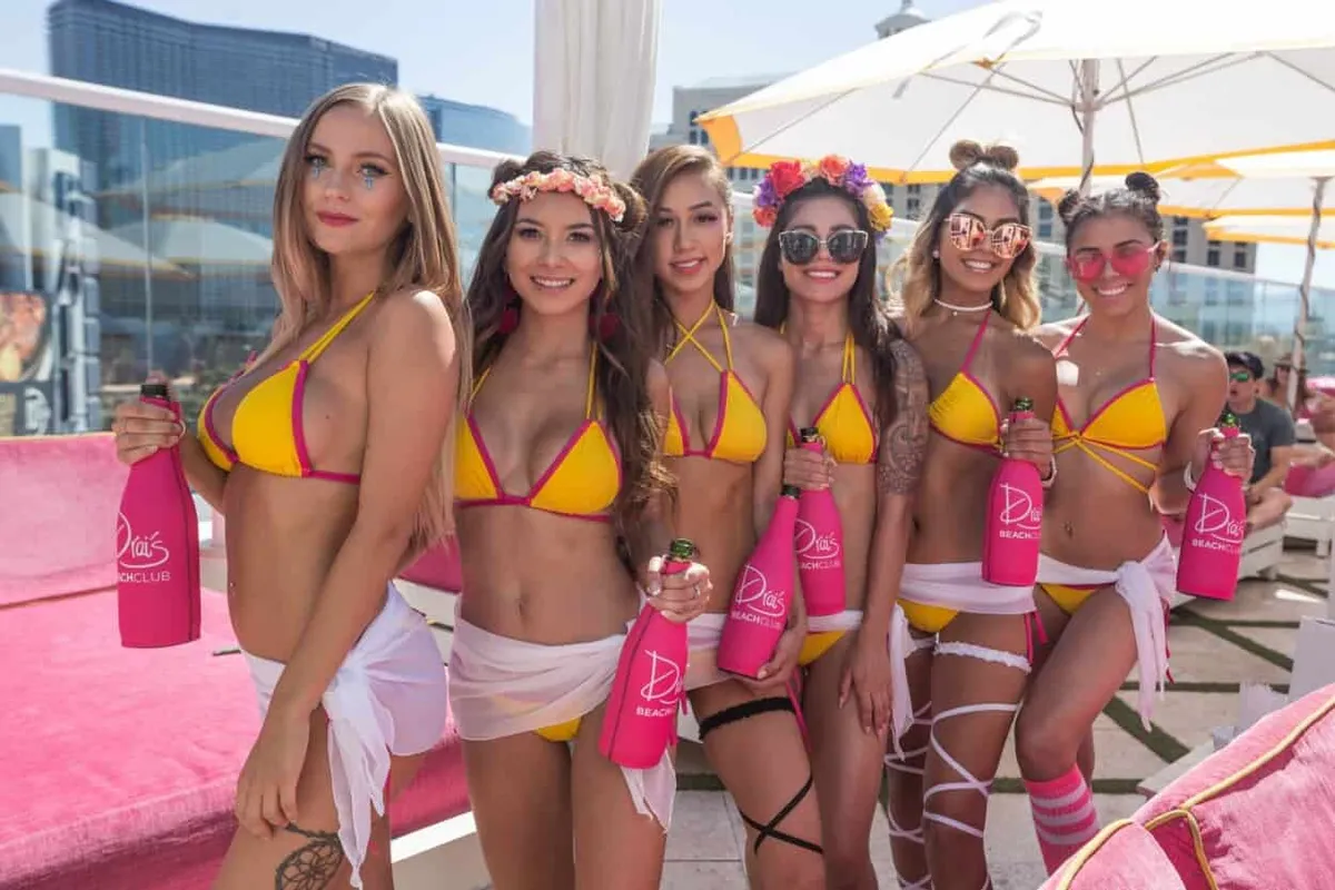 Drai's Beachclub team