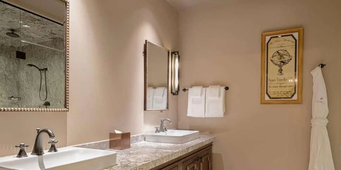 Hospitality Suite Bathroom