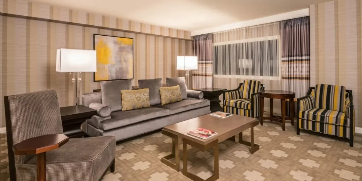 Julius Executive Suite Living Rooms