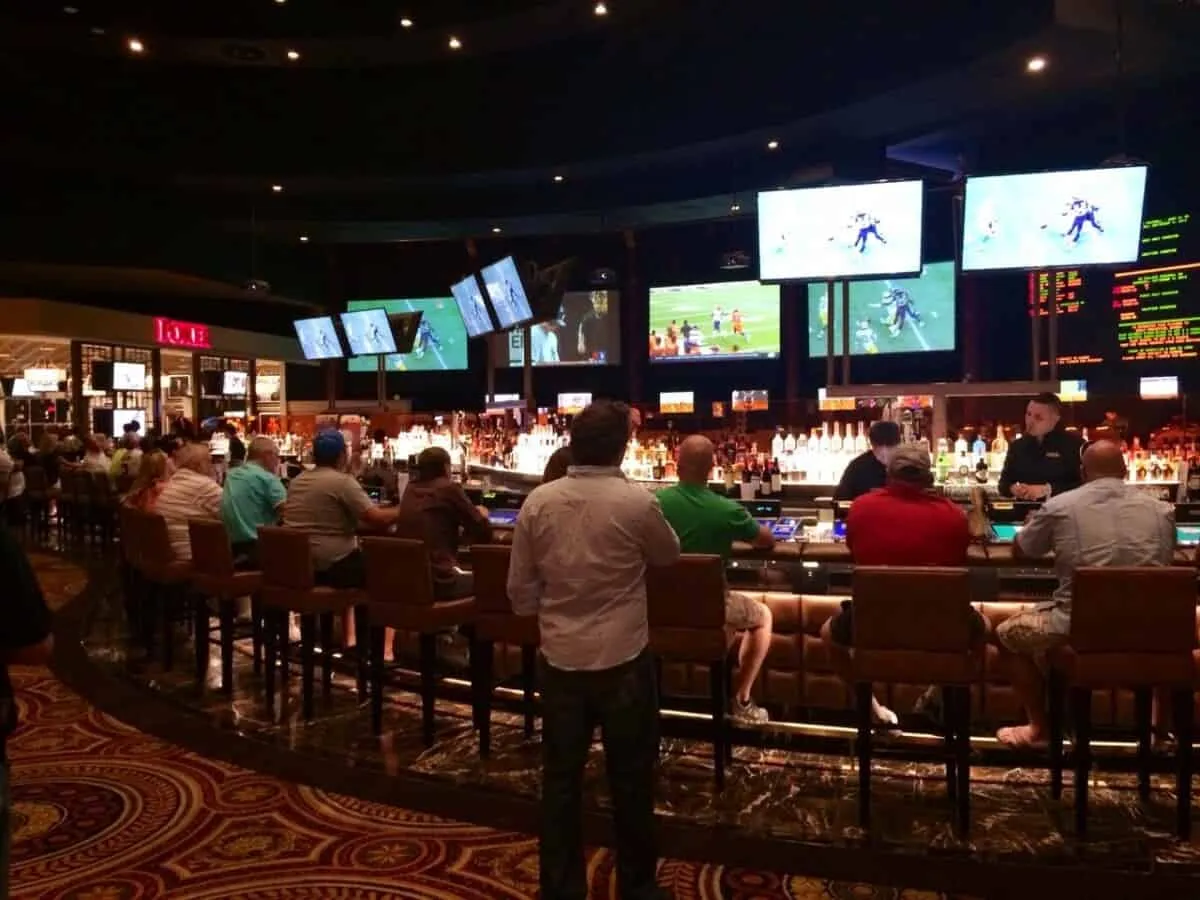 Race and Sports Book Bar
